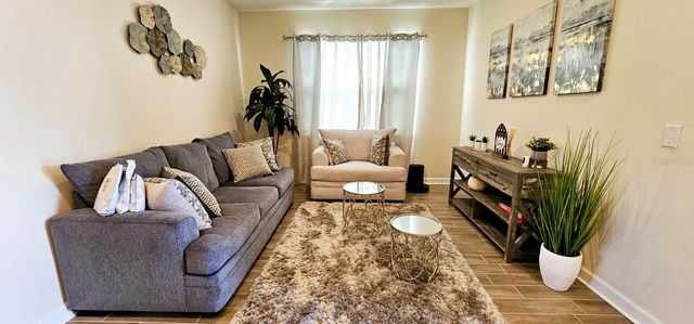 2424 CAMDEN PARK AVENUE, Davenport, FL 33837