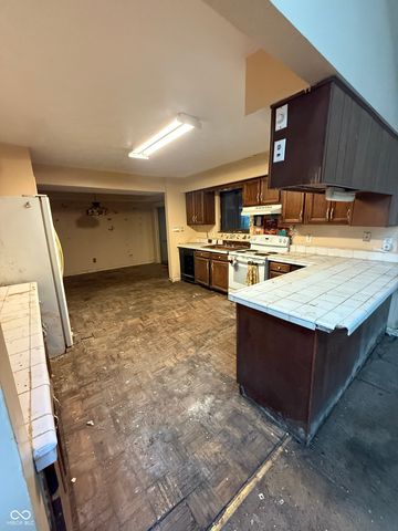 4829 Dancer Drive, Indianapolis, IN 46237