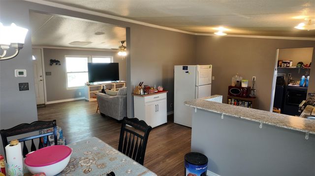 750 High RD, Kyle, TX 78640