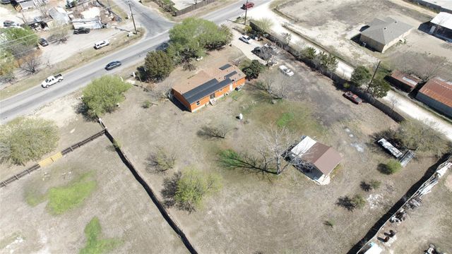 750 High RD, Kyle, TX 78640