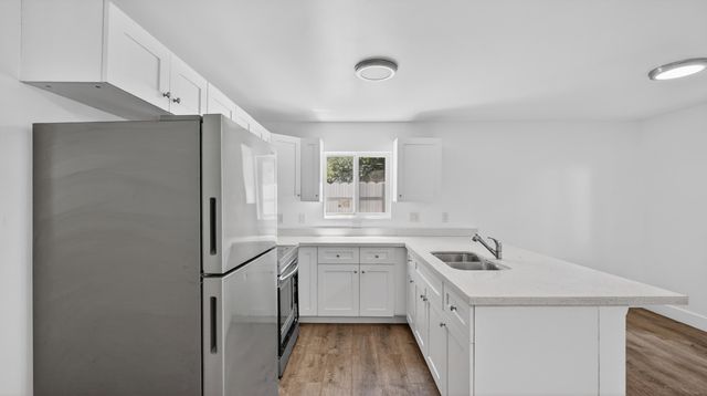 2902 NW 44th Street, Miami, FL 33142