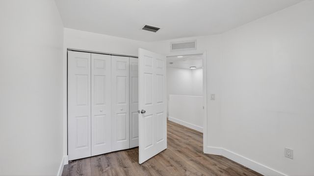 2902 NW 44th Street, Miami, FL 33142