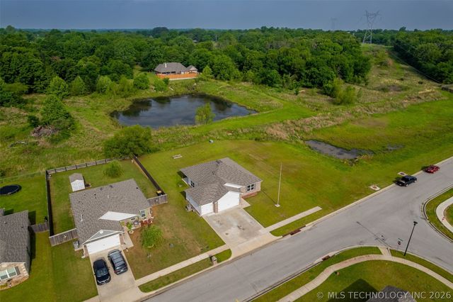 15004 S 274th East Avenue, Broken Arrow, OK 74429