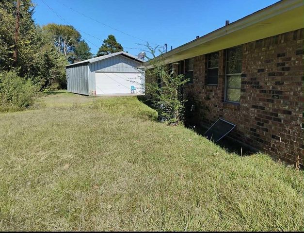 1006 Oakhollow Place, Diboll, TX 75941