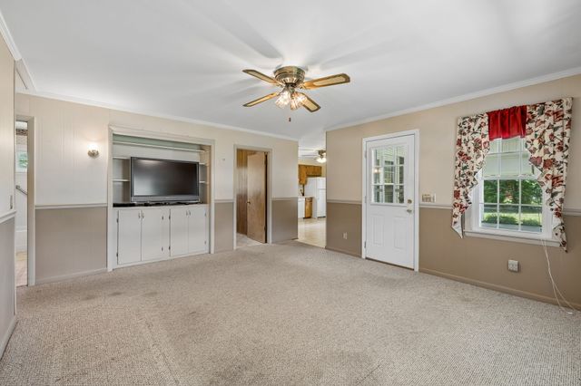 708 Hickory St, Centerville, TN 37033