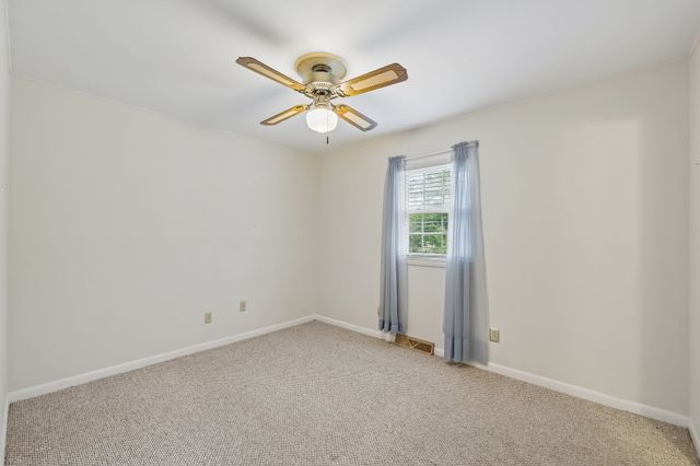 708 Hickory St, Centerville, TN 37033
