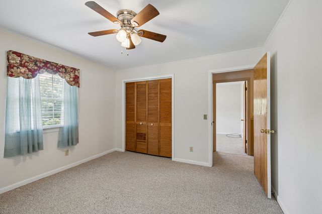 708 Hickory St, Centerville, TN 37033