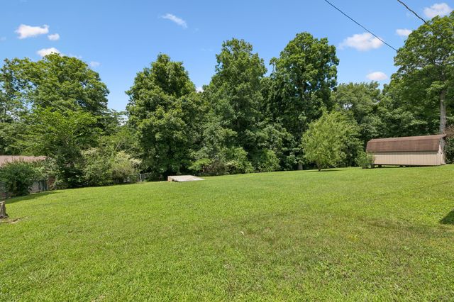 708 Hickory St, Centerville, TN 37033
