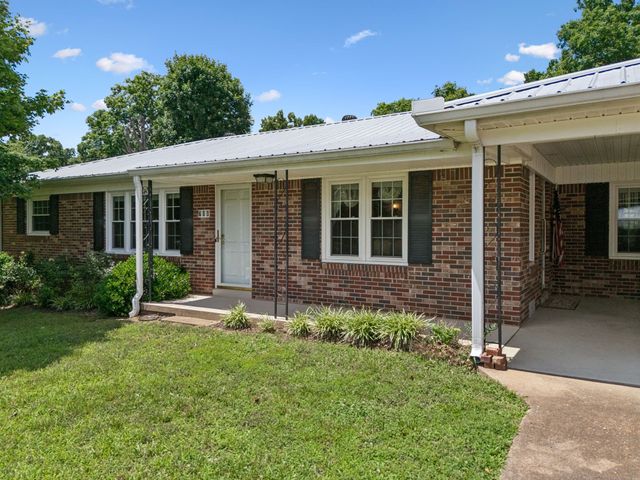 708 Hickory St, Centerville, TN 37033
