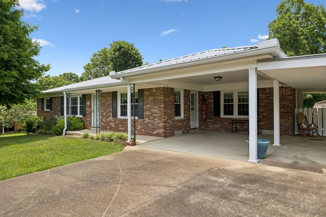 708 Hickory St, Centerville, TN 37033