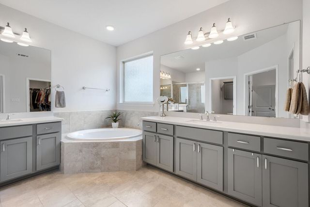 1208 Jacksdaw DR, Austin, TX 78737