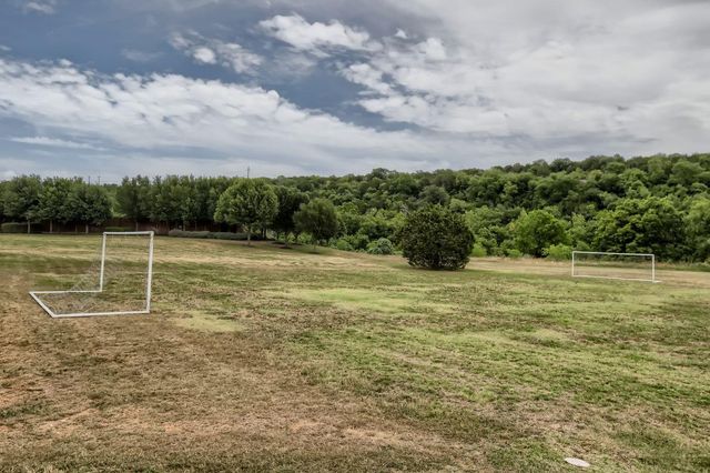 1208 Jacksdaw DR, Austin, TX 78737