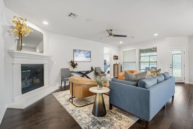 1208 Jacksdaw DR, Austin, TX 78737