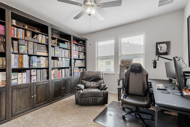 1208 Jacksdaw DR, Austin, TX 78737