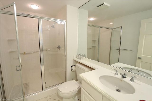 60 Seagate DR 805, Naples, FL 34103