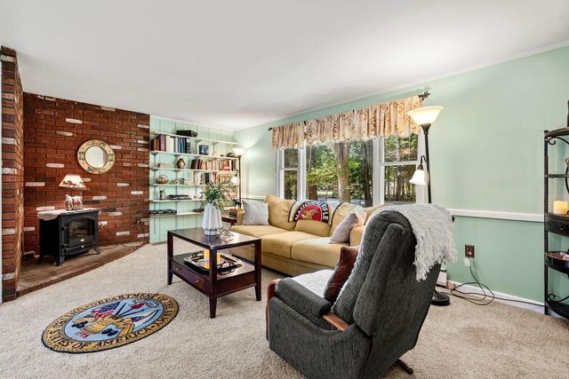 37 Baboosic Lake Road, Amherst, NH 03031