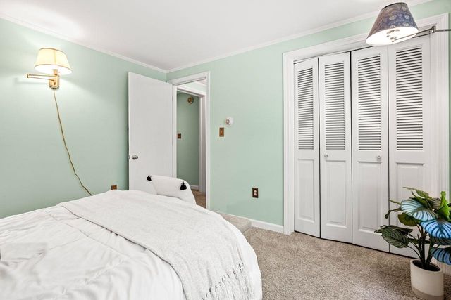 37 Baboosic Lake Road, Amherst, NH 03031