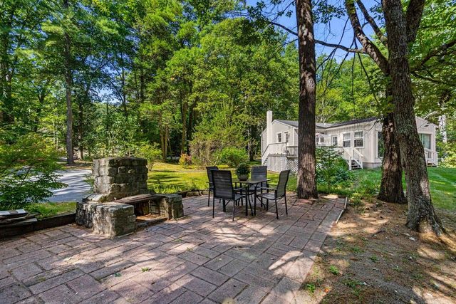 37 Baboosic Lake Road, Amherst, NH 03031