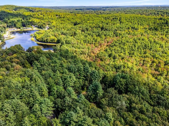 37 Baboosic Lake Road, Amherst, NH 03031