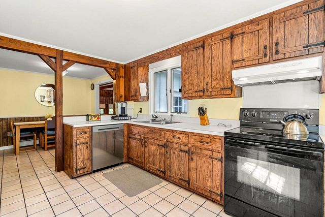 37 Baboosic Lake Road, Amherst, NH 03031