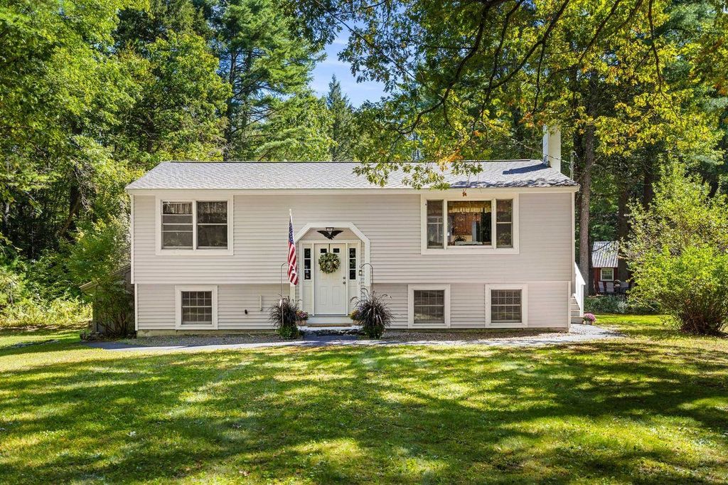 37 Baboosic Lake Road, Amherst, NH 03031