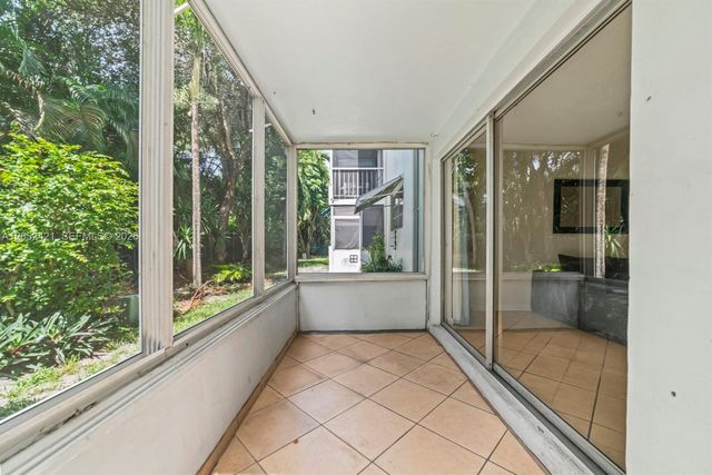 1400 Tallwood Avenue 107, Hollywood, FL 33021
