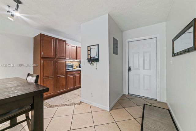 1400 Tallwood Avenue 107, Hollywood, FL 33021