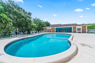 1400 Tallwood Avenue 107, Hollywood, FL 33021