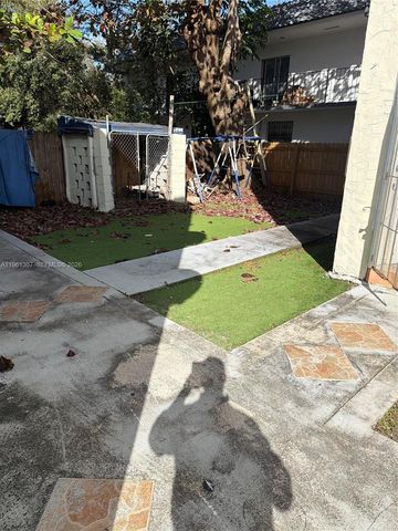 329 NW 11th Ave, Miami, FL 33128