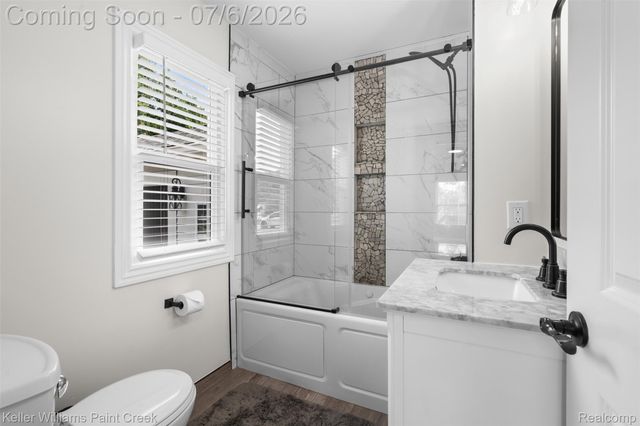 8316 Speedway Drive, Shelby Charter Township, MI 48317