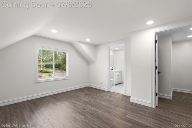 8316 Speedway Drive, Shelby Charter Township, MI 48317