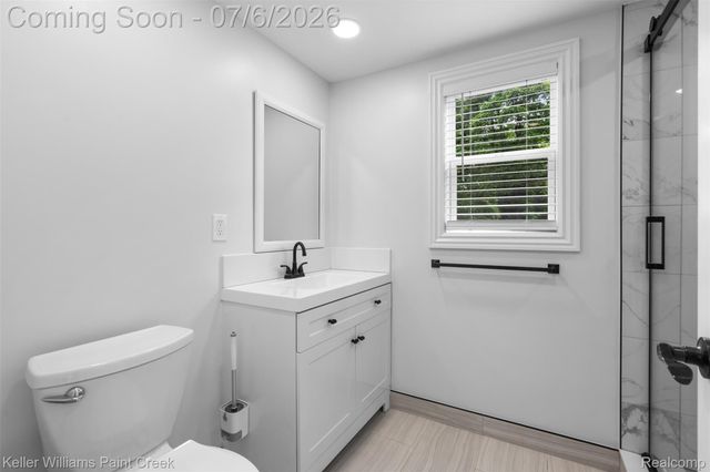 8316 Speedway Drive, Shelby Charter Township, MI 48317