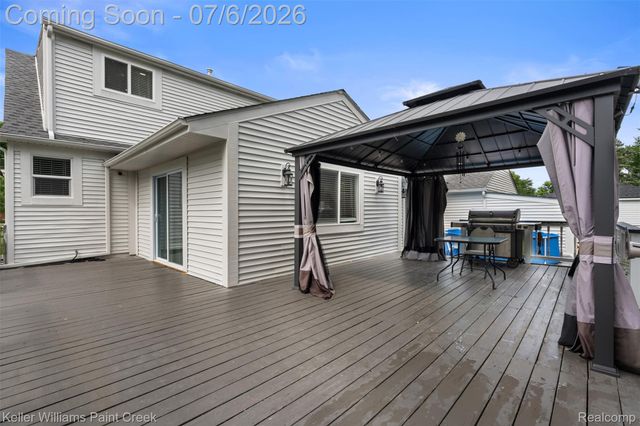 8316 Speedway Drive, Shelby Charter Township, MI 48317