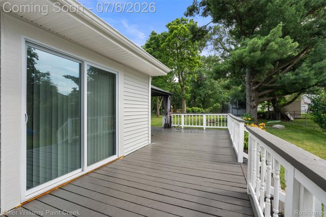 8316 Speedway Drive, Shelby Charter Township, MI 48317