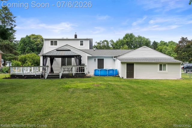 8316 Speedway Drive, Shelby Charter Township, MI 48317