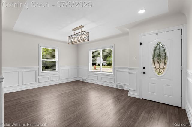 8316 Speedway Drive, Shelby Charter Township, MI 48317
