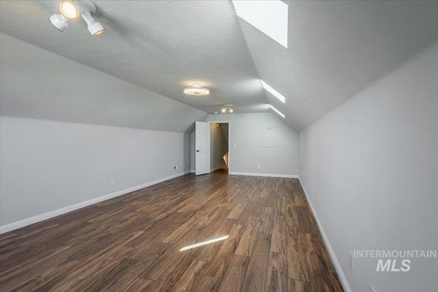 920 N Ashford, Nampa, ID 83687