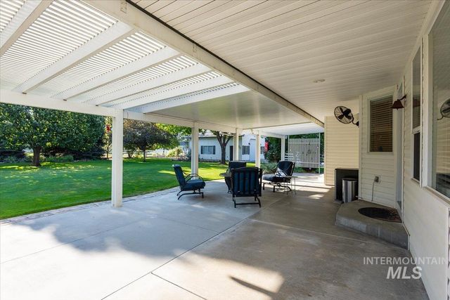 920 N Ashford, Nampa, ID 83687