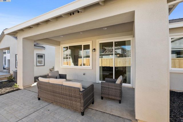 1532 Millennium Way, Fairfield, CA 94533