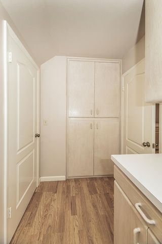 1282 W Flora Avenue, Reedley, CA 93654