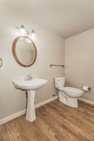 1282 W Flora Avenue, Reedley, CA 93654