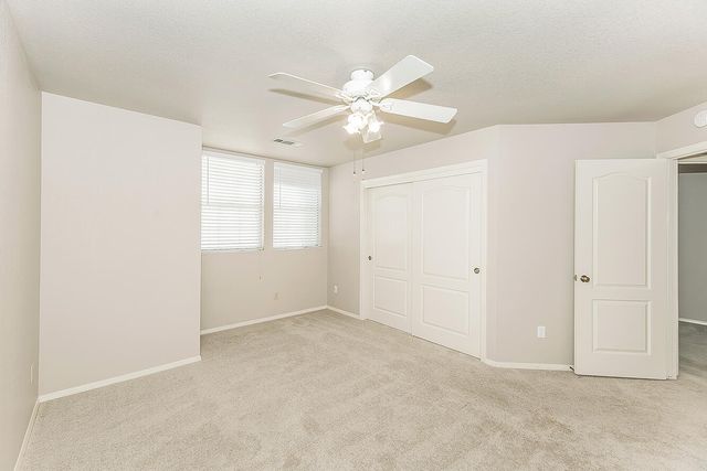 1282 W Flora Avenue, Reedley, CA 93654