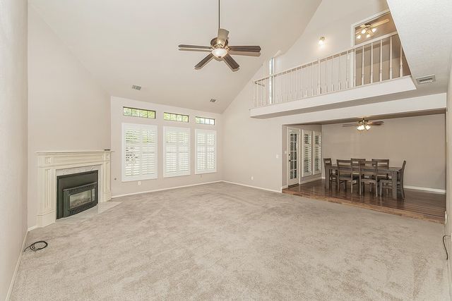 1282 W Flora Avenue, Reedley, CA 93654