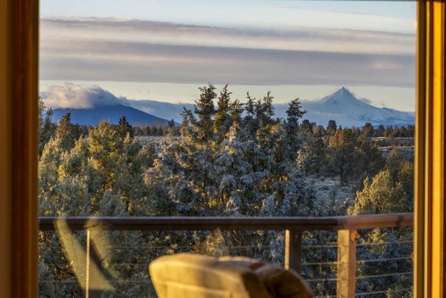 19496 Tumalo Reservoir Road, Bend, OR 97703