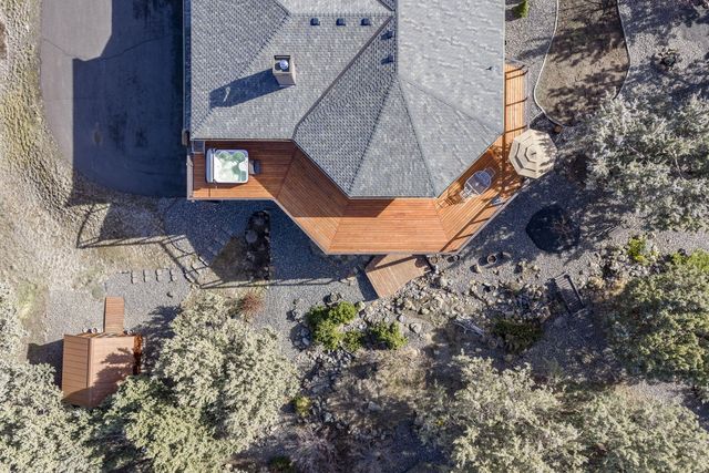 19496 Tumalo Reservoir Road, Bend, OR 97703