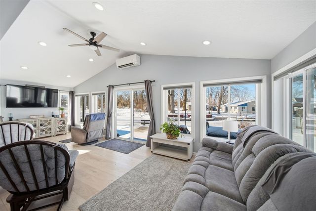 10902 Devils Lake Highway, Addison, MI 49220