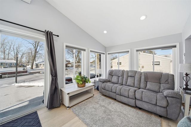 10902 Devils Lake Highway, Addison, MI 49220