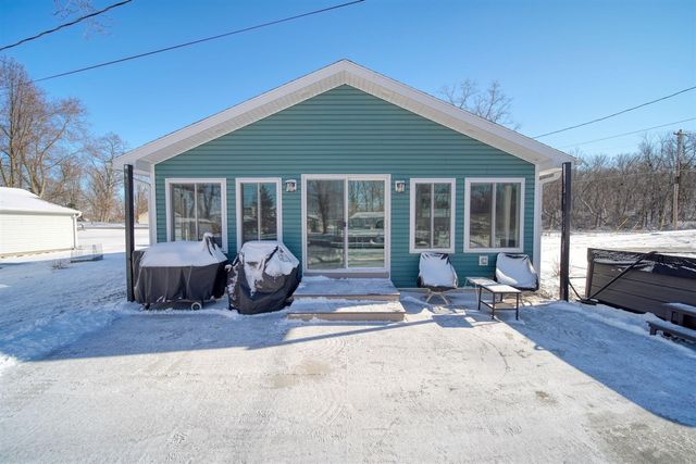 10902 Devils Lake Highway, Addison, MI 49220