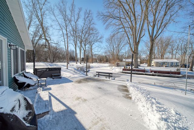 10902 Devils Lake Highway, Addison, MI 49220