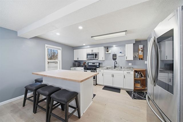 10902 Devils Lake Highway, Addison, MI 49220